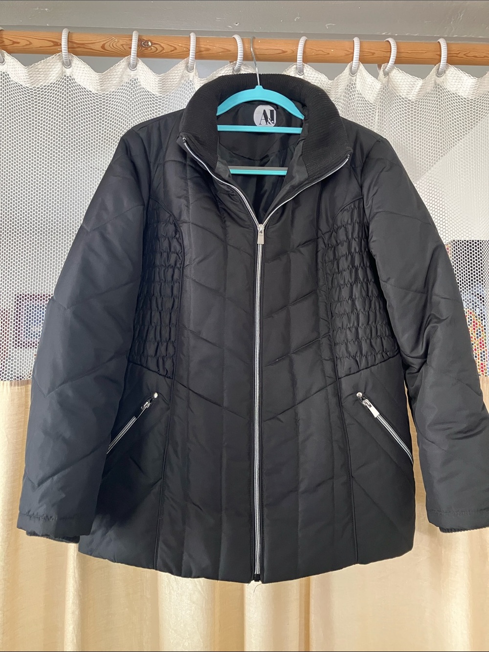 A&I Black Quilted Women's Winter Jacket
